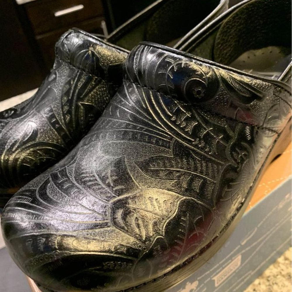 DANSKO BRAND NEW CLOGS